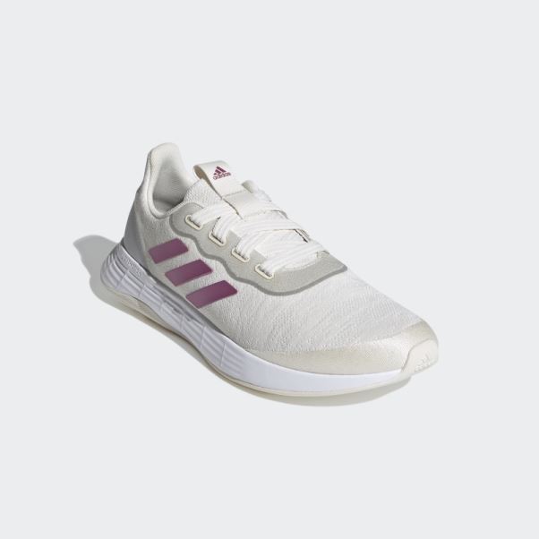 Chaussure De Sport Adidas Qt Racer Blanche
