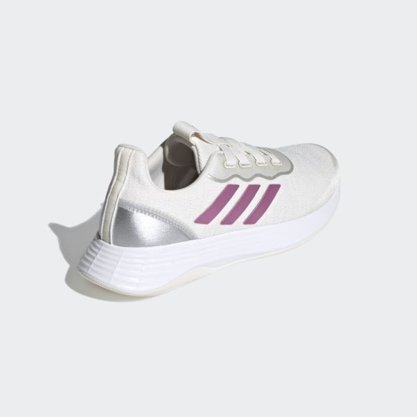 Chaussure De Sport Adidas Qt Racer Blanche