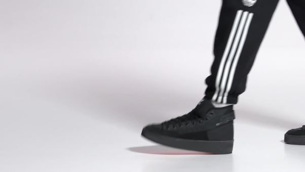 Chaussures Adidas Nizza Parley Hi En Carbone