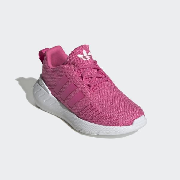 Chaussures Adidas Swift Run 22 Magenta