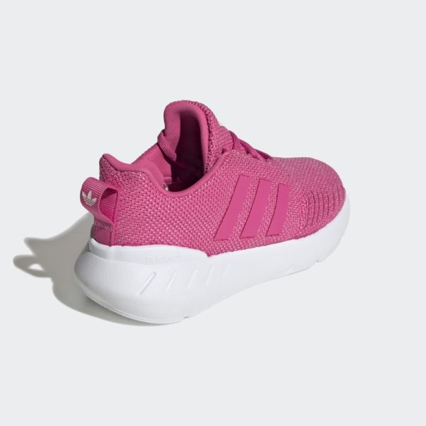Chaussures Adidas Swift Run 22 Magenta