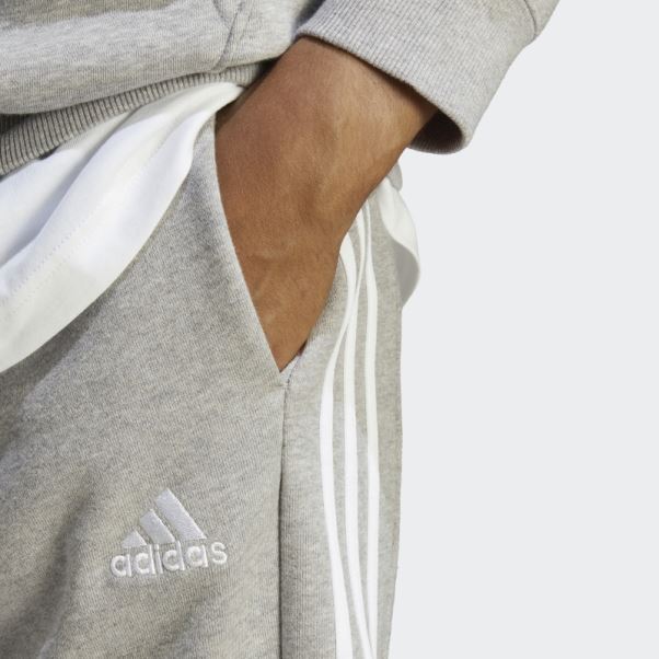 Adidas Pantalon Gris Moyen En Molleton Fuselé à 3 Bandes Adidas
