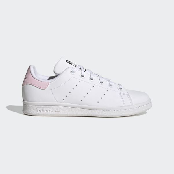 Chaussures Adidas Stan Smith Noires élégantes