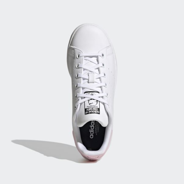 Chaussures Adidas Stan Smith Noires élégantes