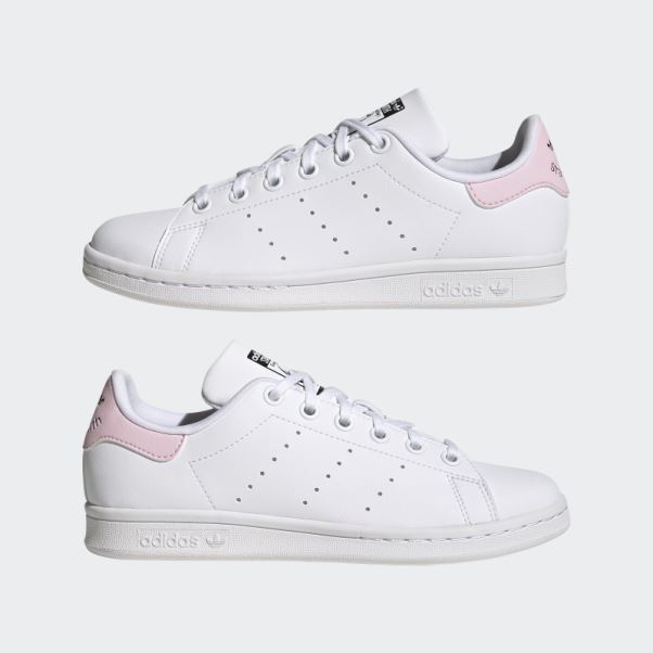 Chaussures Adidas Stan Smith Noires élégantes