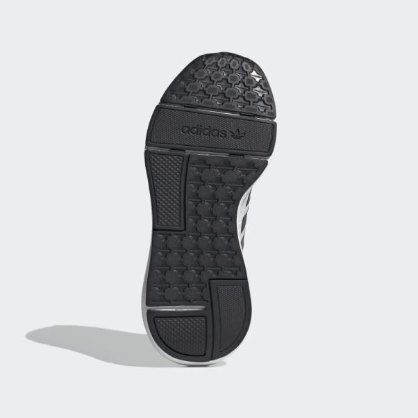 Chaussures Adidas Swift Run 22 Grises