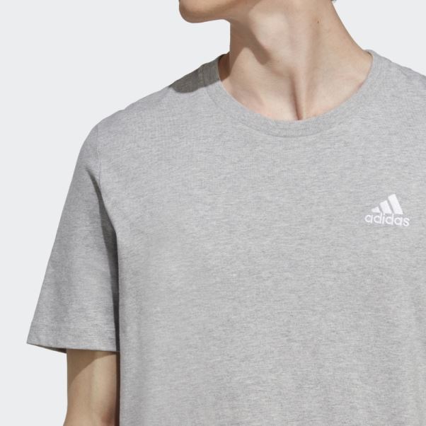 T-shirt à Petit Logo Brodé En Jersey Adidas Essentials Gris Moyen