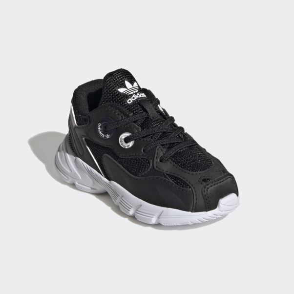 Adidas Astir Chaussures Blanc Mode