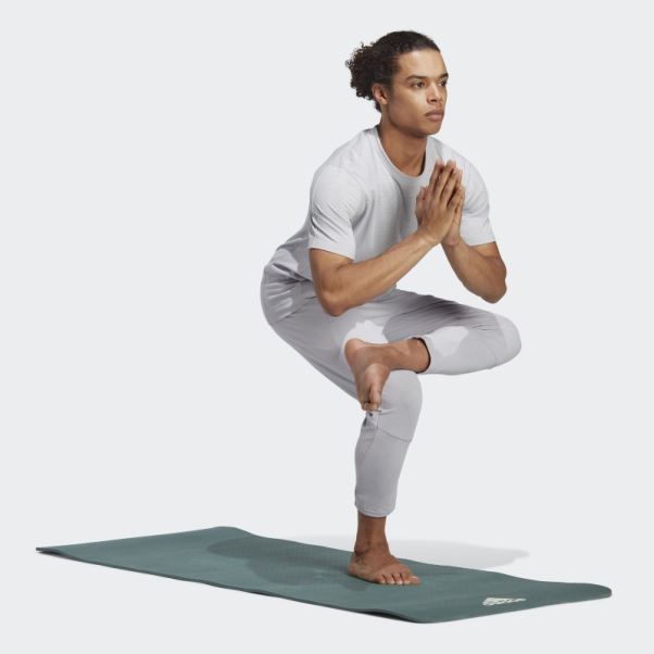 T-shirt D'entraînement De Yoga Adidas Gris