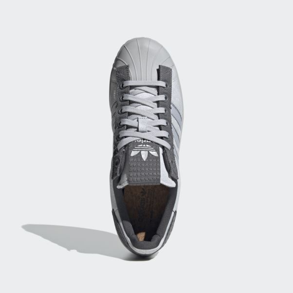 Adidas Superstar Parley Grise