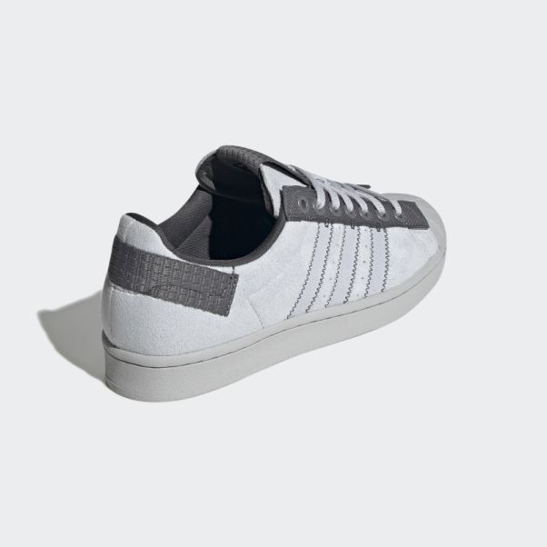 Adidas Superstar Parley Grise