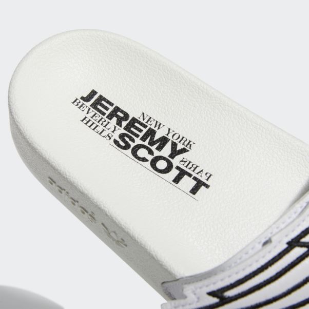 Claquettes Adidas Jeremy Scott Monogram Adilette Wings Blanc