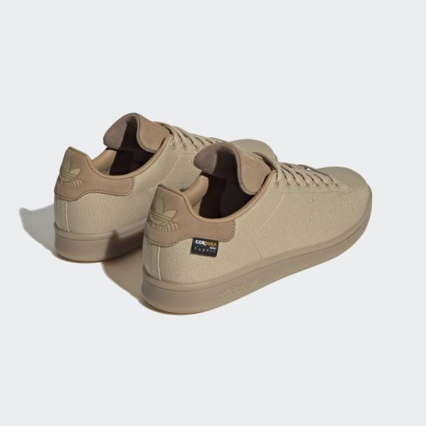 Chaussures Pantone Adidas Stan Smith