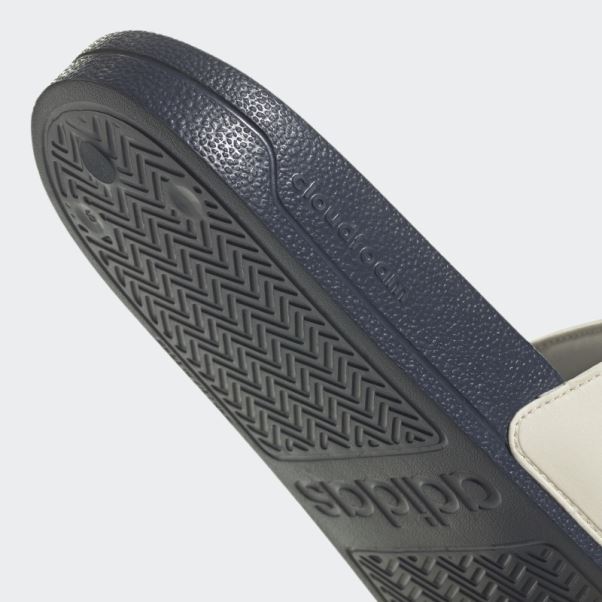 Adidas Adilette Toboggans De Douche Bleu Marine