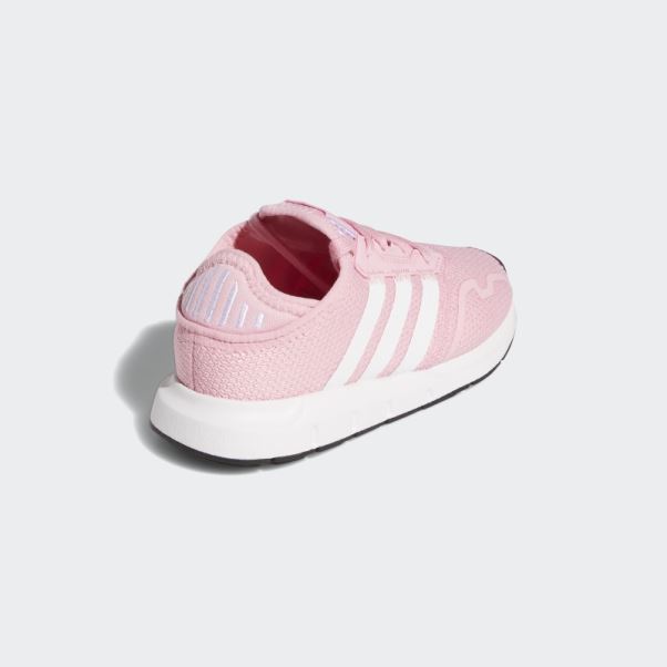 Chaussures Adidas Swift Run X Noir