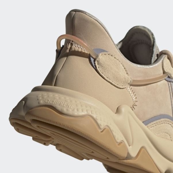 Chaussures Ozweego Nude Pâle Adidas