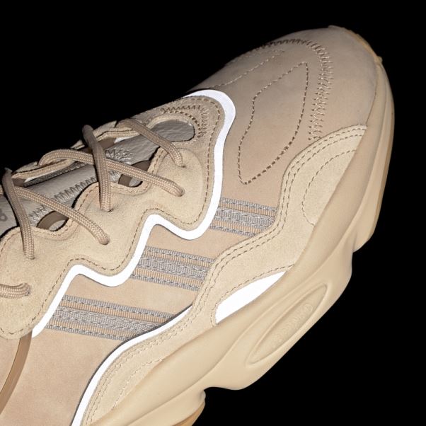 Chaussures Ozweego Nude Pâle Adidas