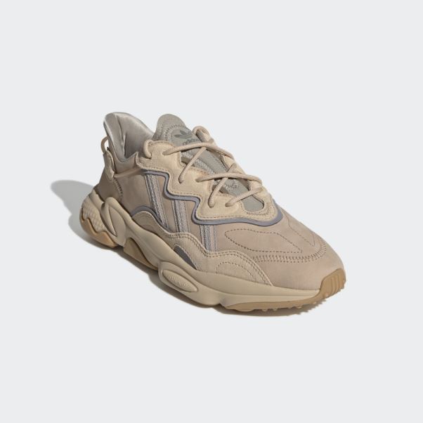Chaussures Ozweego Nude Pâle Adidas