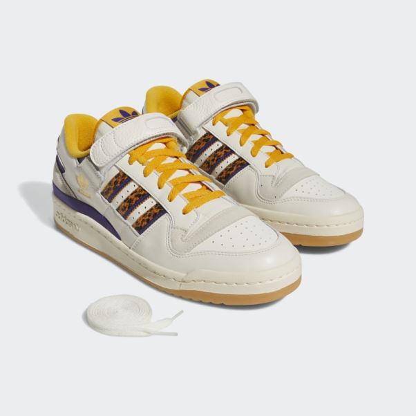 Chaussures Adidas Forum 84 Low Blanc