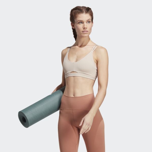 Soutien-gorge à Maintien Léger Adidas Yoga Studio Luxe Taupe