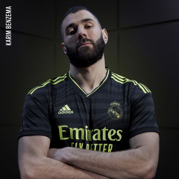 Maillot Real Madrid 22/23 Third Authentique Noir Adidas