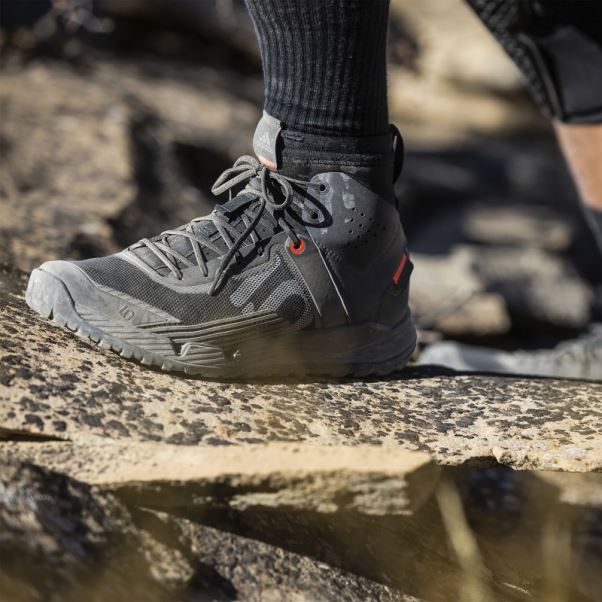 Chaussures De Vélo De Montagne Adidas Five Ten Trail Cross Mid Pro Noir