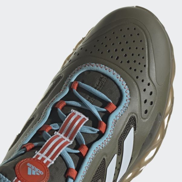 Chaussures Adidas Web Boost
