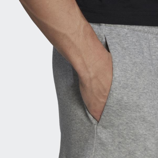 Pantalon Cargo Fuselé En Molleton Essentials Gris Moyen Adidas