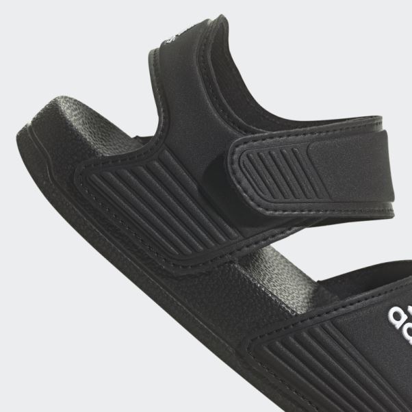 Sandales Adidas Adilette élégantes Blanches