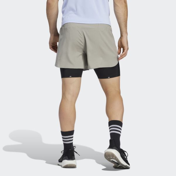 Conçu Pour Le Running Short 2 En 1 Adidas Silver Pebble