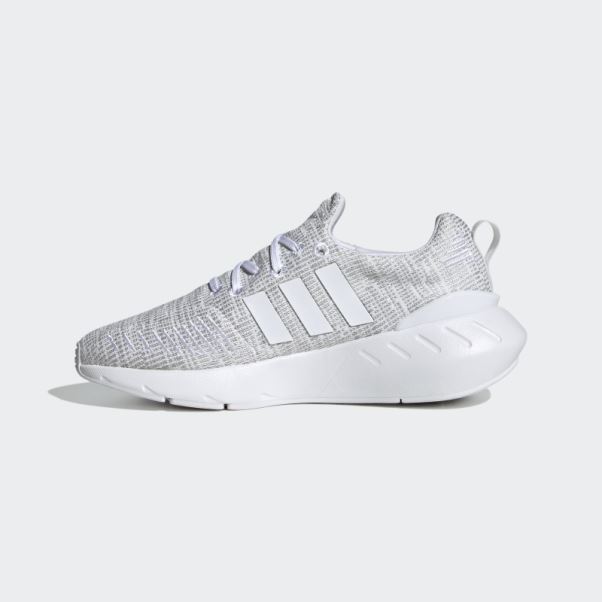 Chaussures Adidas Swift Run 22 Noir Et Blanc