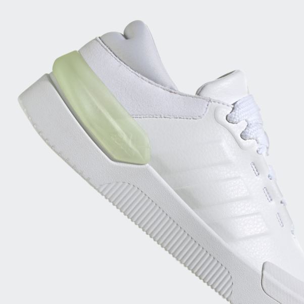 Baskets Adidas Court Funk Blanches