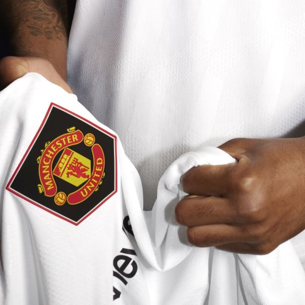 Maillot Manchester United 22/23 Extérieur Authentique Blanc Adidas