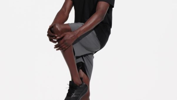 Short D'entraînement Tissé Adidas Train Essentials Gris