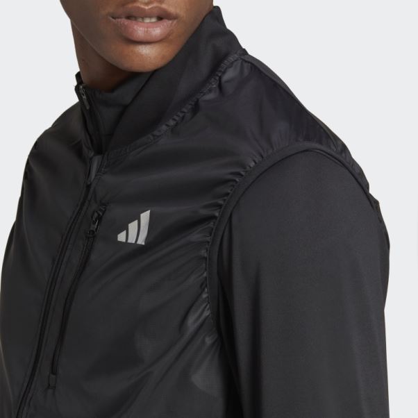 Adidas Possède Le Gilet De Course Noir