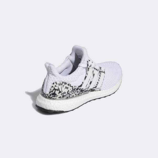 Adidas Ultraboost 5 Dna Chaussures Blanc
