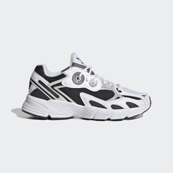 Chaussures Adidas Astir Grises