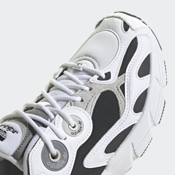 Chaussures Adidas Astir Grises