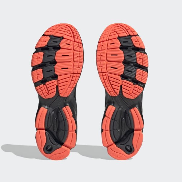 Chaussures Orketro Adidas Carbone