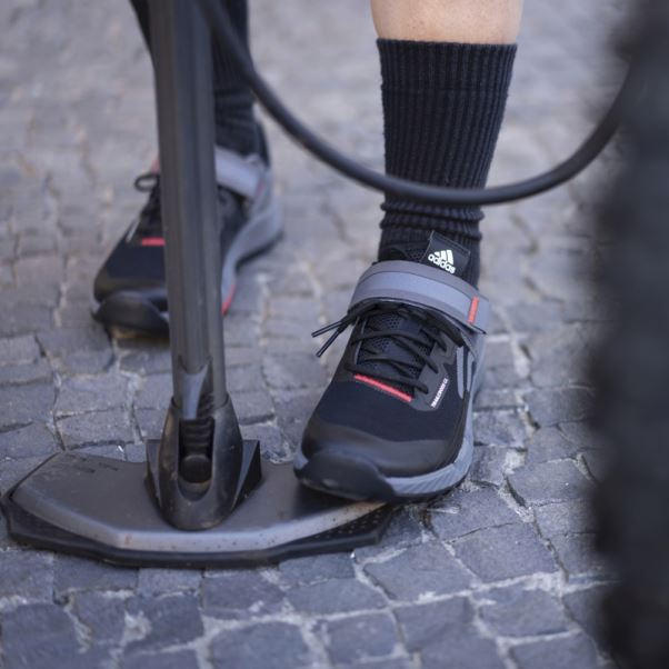 Chaussures De Vélo De Montagne Adidas Five Ten Trailcross Clip-in Rouge