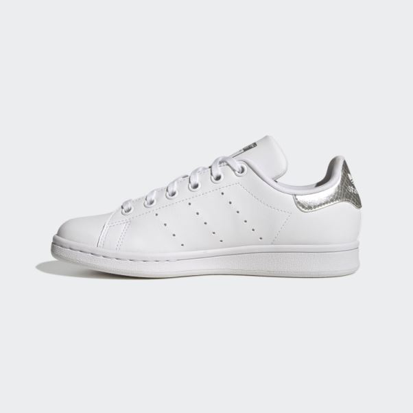 Chaussures Adidas Stan Smith Argentées élégantes