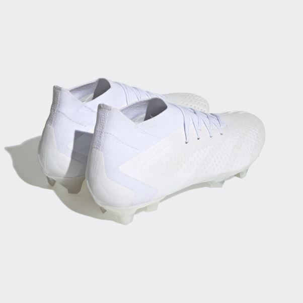 Predator Blanc Précision.1 Crampons De Football Pour Terrain Ferme Adidas