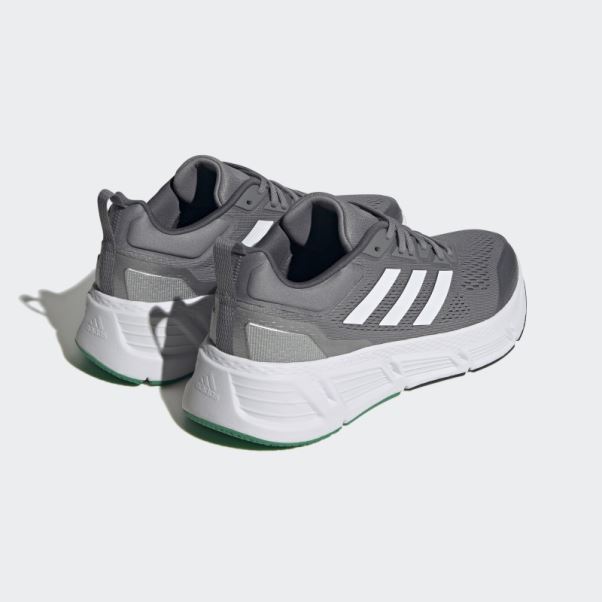 Chaussures De Course Adidas Questar Grises