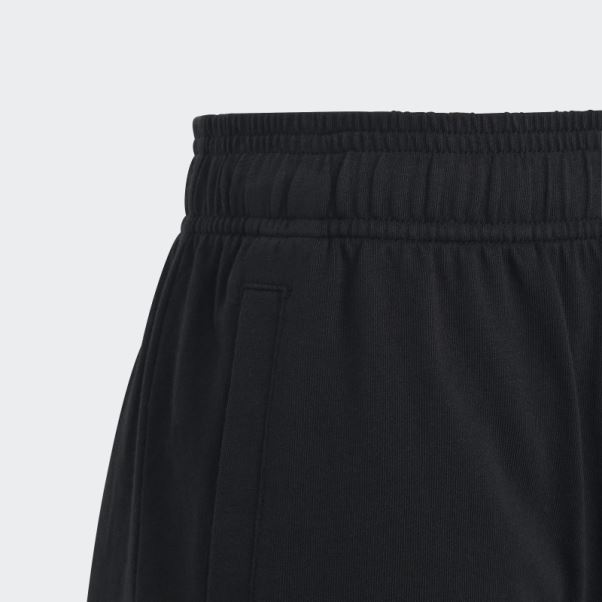 Short En Coton Adidas Essentials Noir Avec Gros Logo