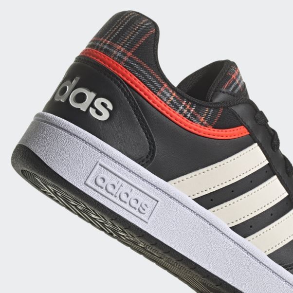 Hoops 3.0 Lifestyle Basketball Low Classic Vintage Chaussures Noir Adidas