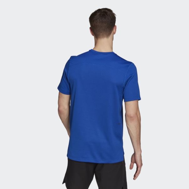 Adidas T-shirt Bleu Roi Imprimé à Impact Sur Le Devant Du Rack D'entraînement