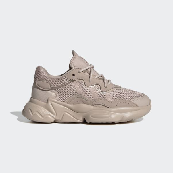 Chaussures Ozweego Taupe Adidas