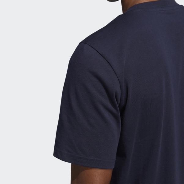 écusson En Aluminium Liquide Du T-shirt Graphique De Sport Encre Adidas