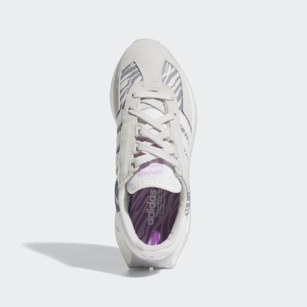 Chaussures Adidas Retropy E5 Grises