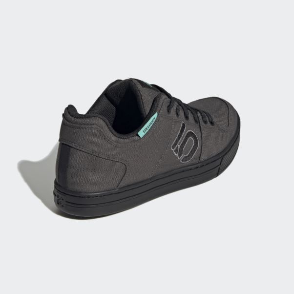 Chaussures De Vélo De Montagne En Toile Adidas Five Ten Freerider Grises